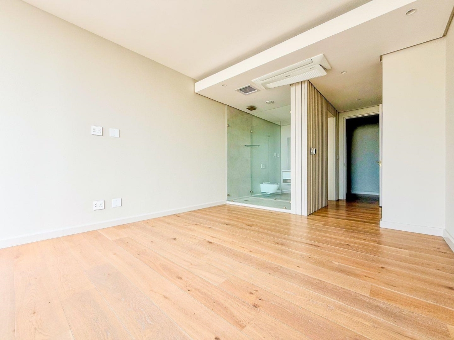 3 Bedroom Property for Sale in Fresnaye Western Cape